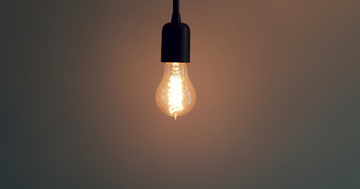 Como Reduzir a Fatura da Luz e Evitar Surpresas em Tempos de Crise Energética?