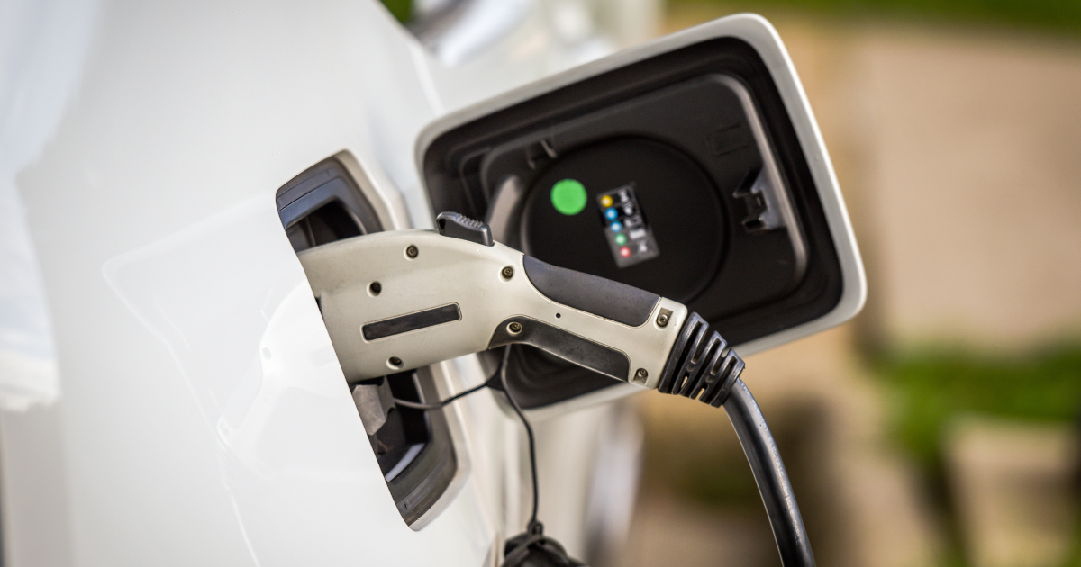 Carros elétricos ou híbridos?